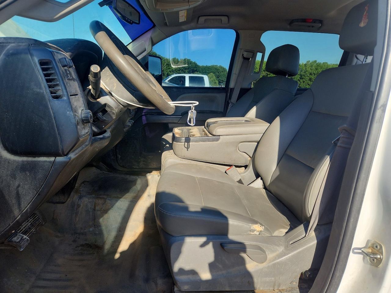 2016 Chevrolet Silverado C2500 Heavy Duty - Image 7