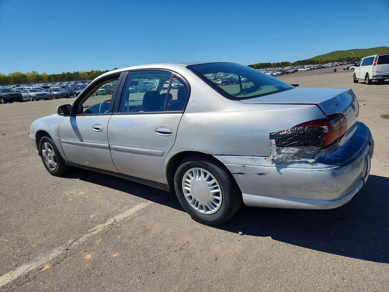 2004 Chevrolet Malibu Ls - Фото 2