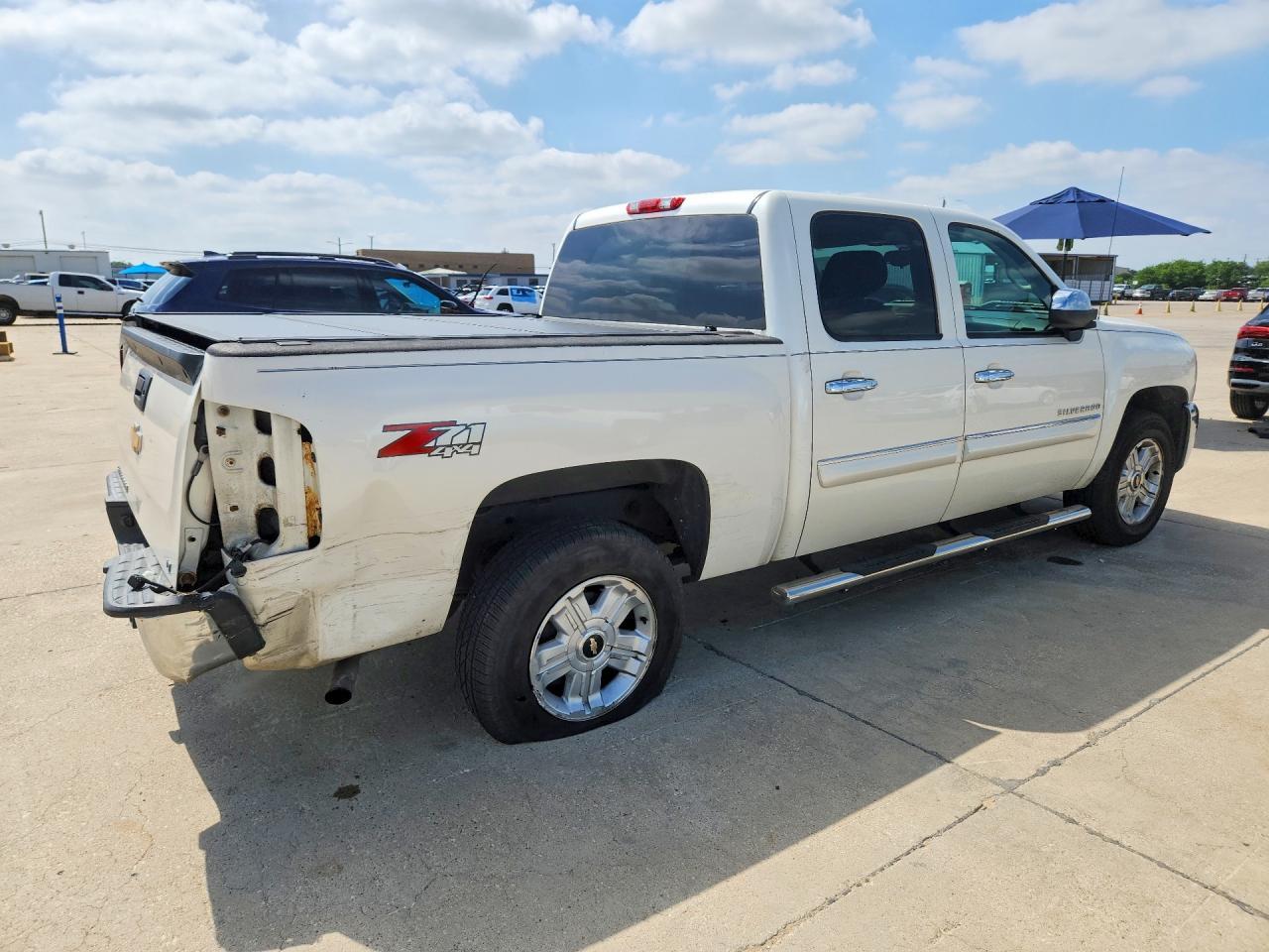 2012 Chevrolet Silverado K1500 Lt - Image 3