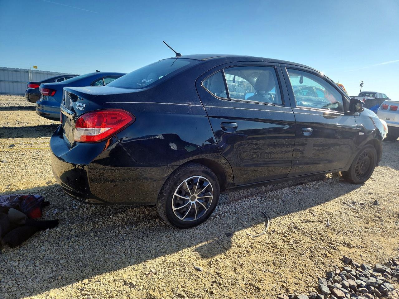 2017 Mitsubishi Mirage G4 Es - Image 3