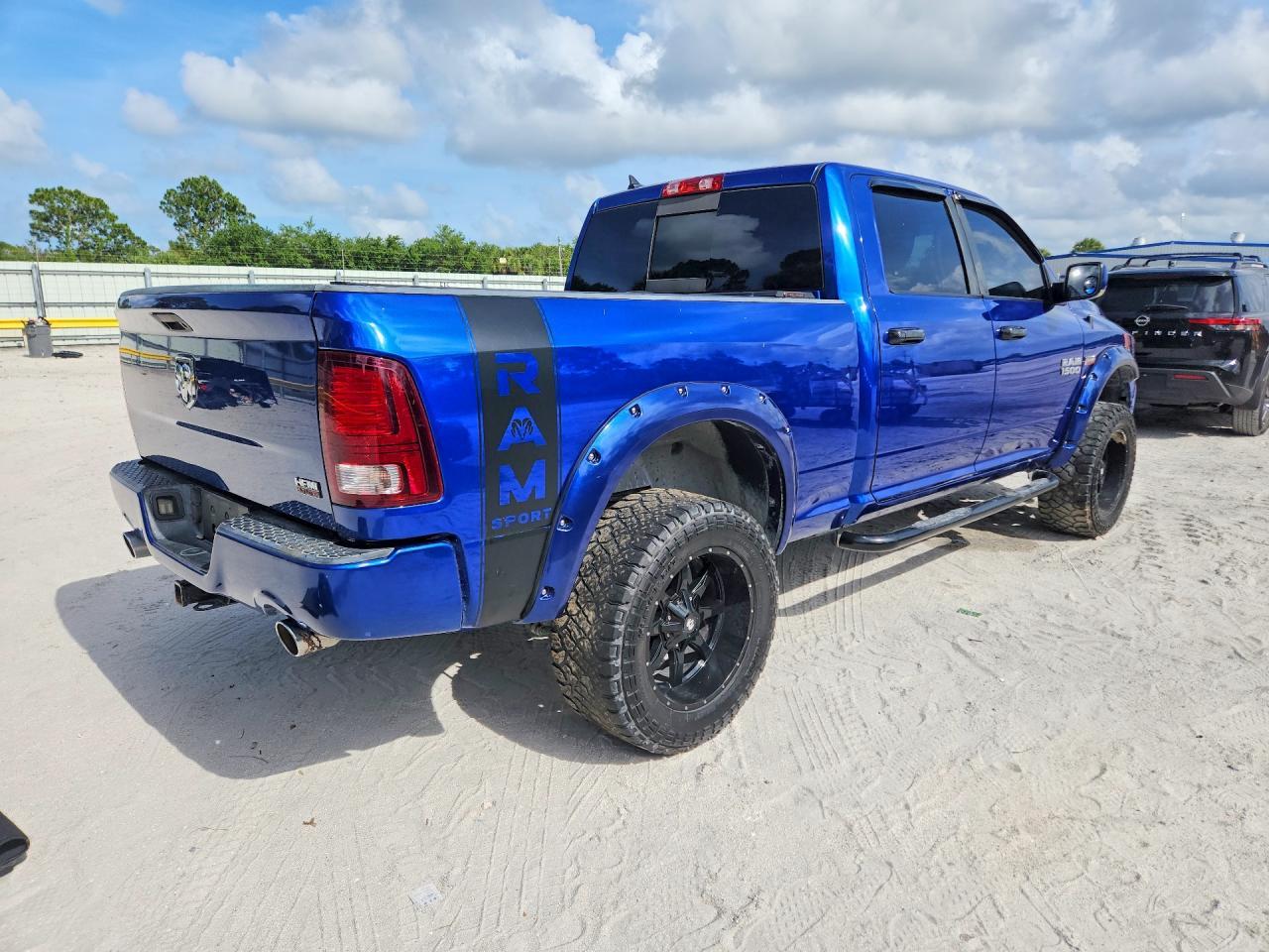 2016 Ram 1500 Sport - Фото 3