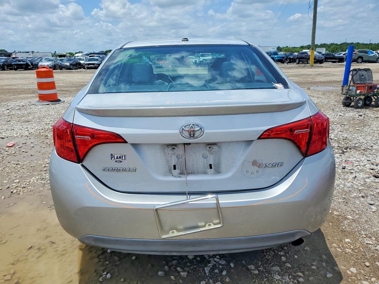 2017 Toyota Corolla Xse - Фото 6