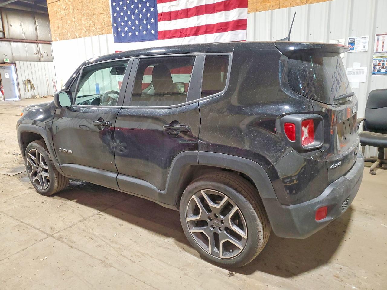 2021 Jeep Renegade Sport - Фото 2
