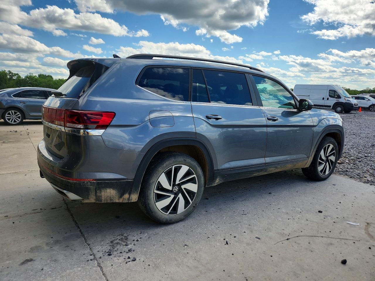 2024 Volkswagen Atlas Se - Фото 3