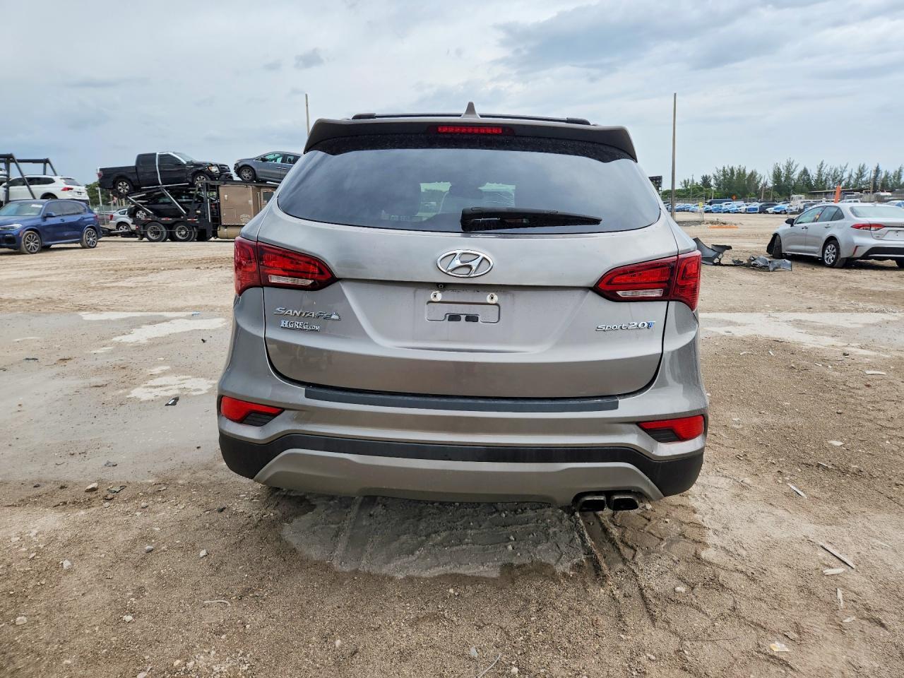 2017 Hyundai Santa Fe Sport 2.0T - Фото 6