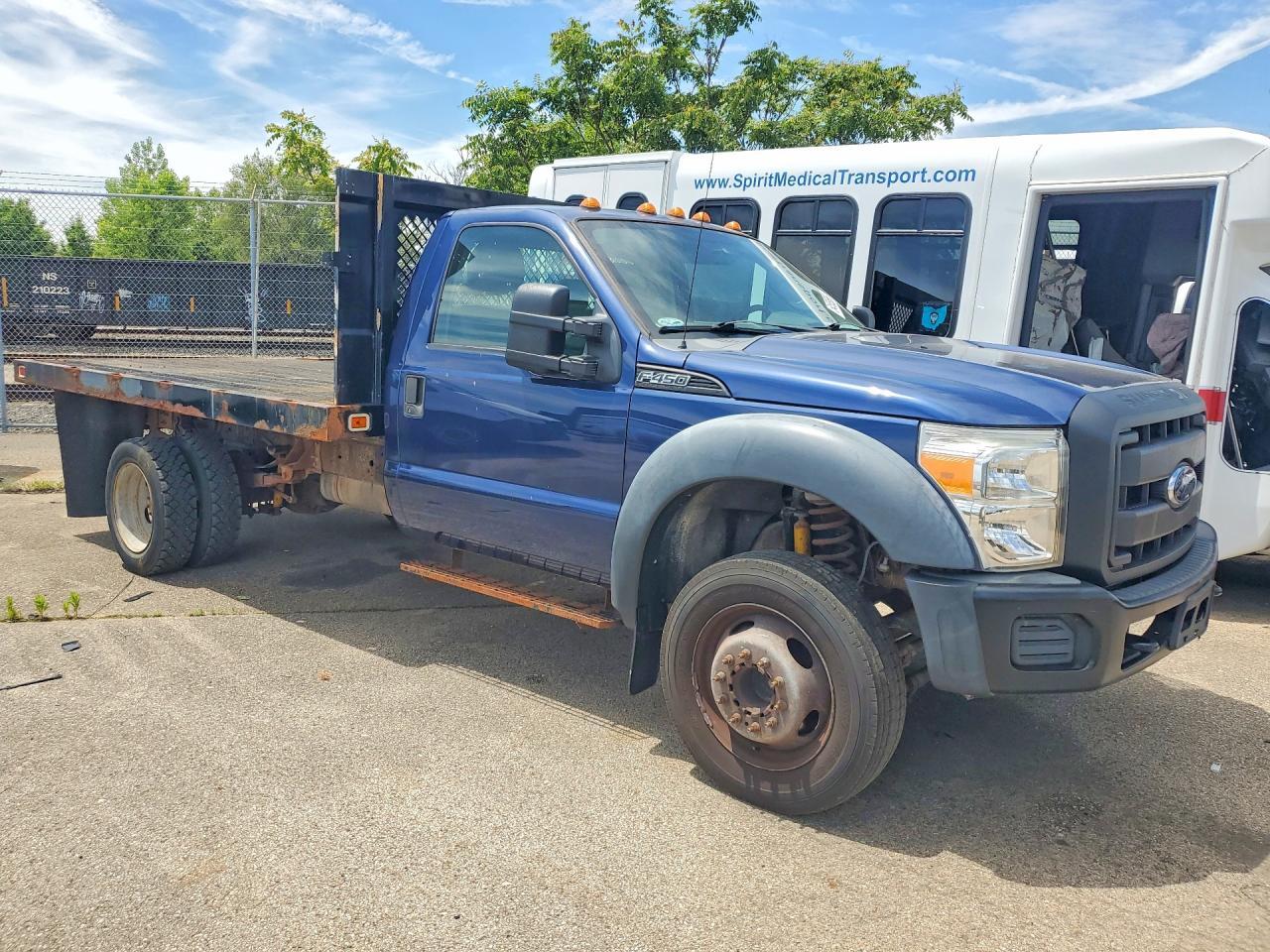 2012 Ford F450 Super Duty - Фото 4