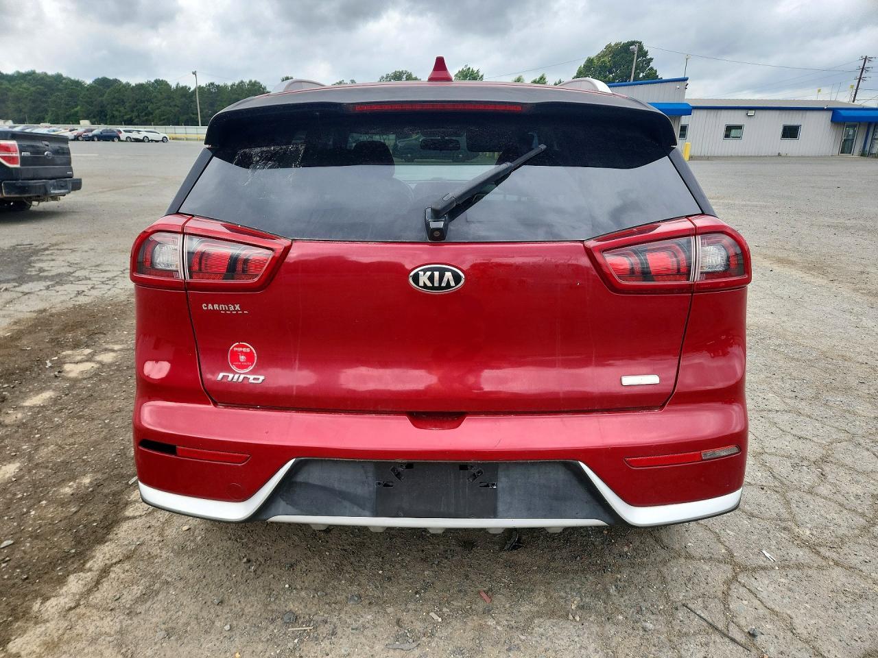 2017 Kia Niro Ex - Image 6