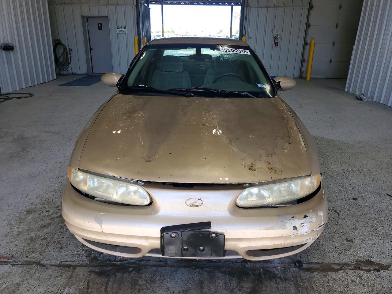 2001 Oldsmobile Alero Gl - Image 5