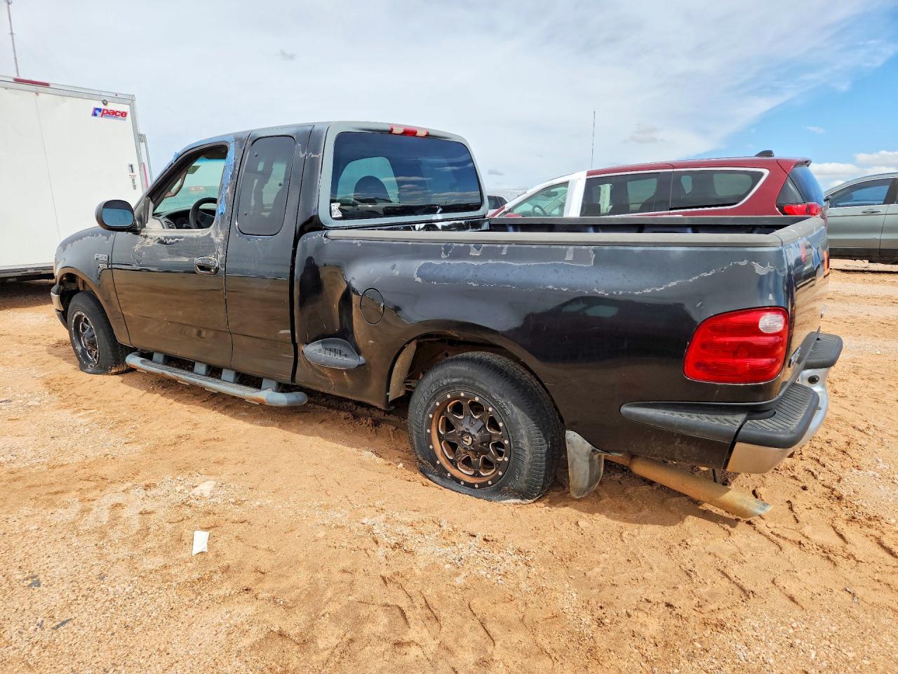 2000 Ford F150 - Image 2