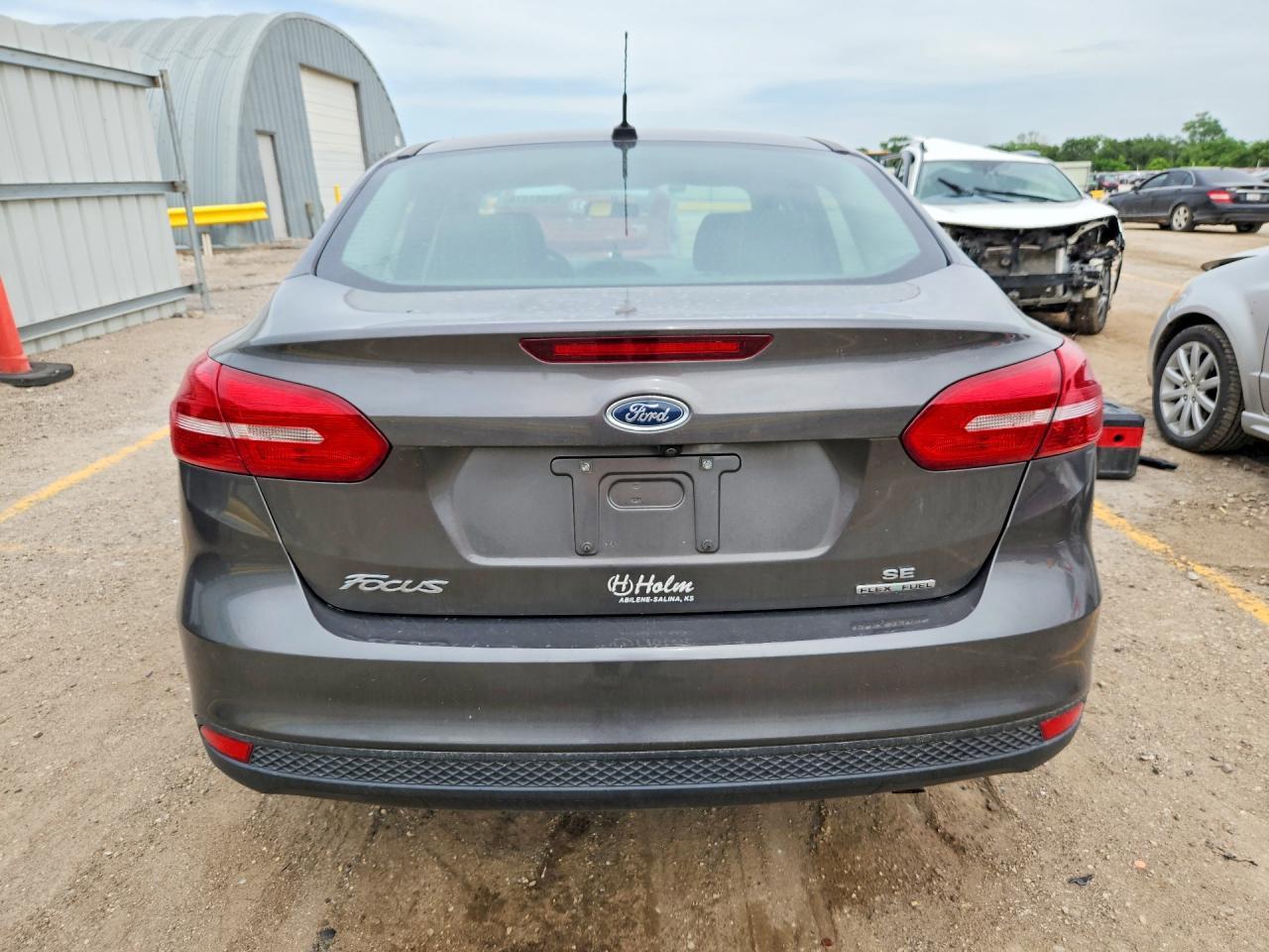 2016 Ford Focus Se - Фото 6