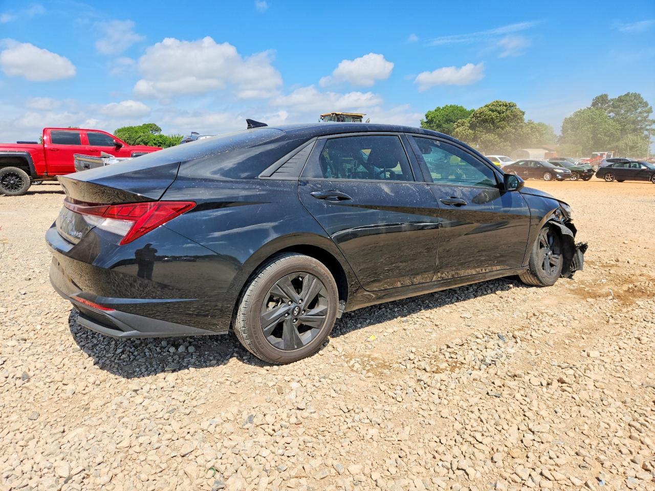 2023 Hyundai Elantra Blue - Image 3