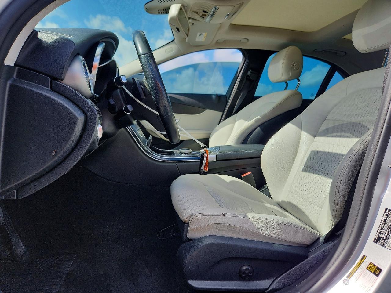 2017 Mercedes-Benz C 300 - Фото 7