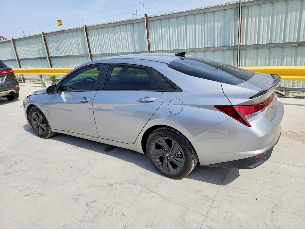 2021 Hyundai Elantra Sel - Image 2