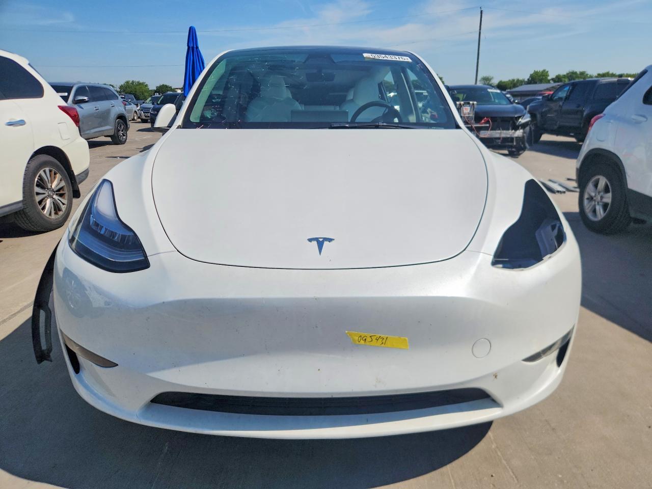 2023 Tesla Model Y - Фото 5