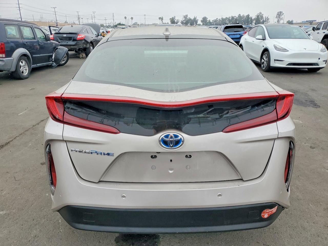 2017 Toyota Prius Prime Advanced - Фото 6