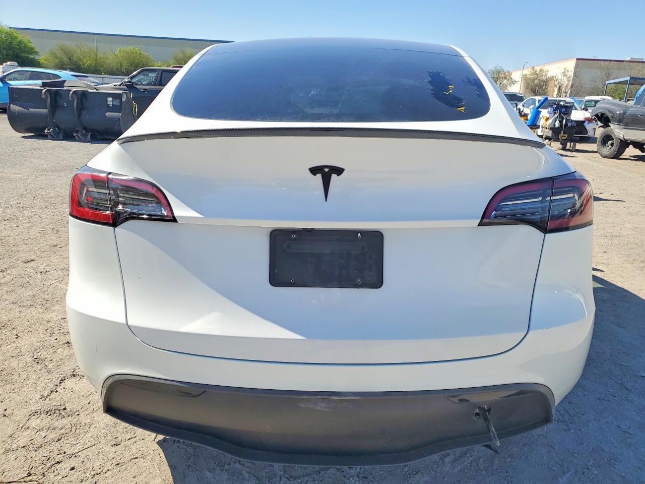 2024 Tesla Model Y - Image 6
