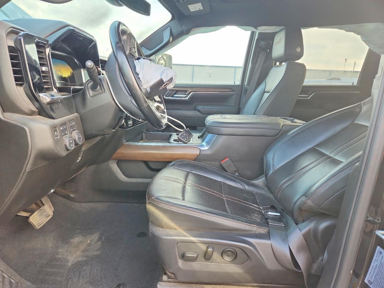 2024 Chevrolet Silverado K3500 High Country - Фото 7