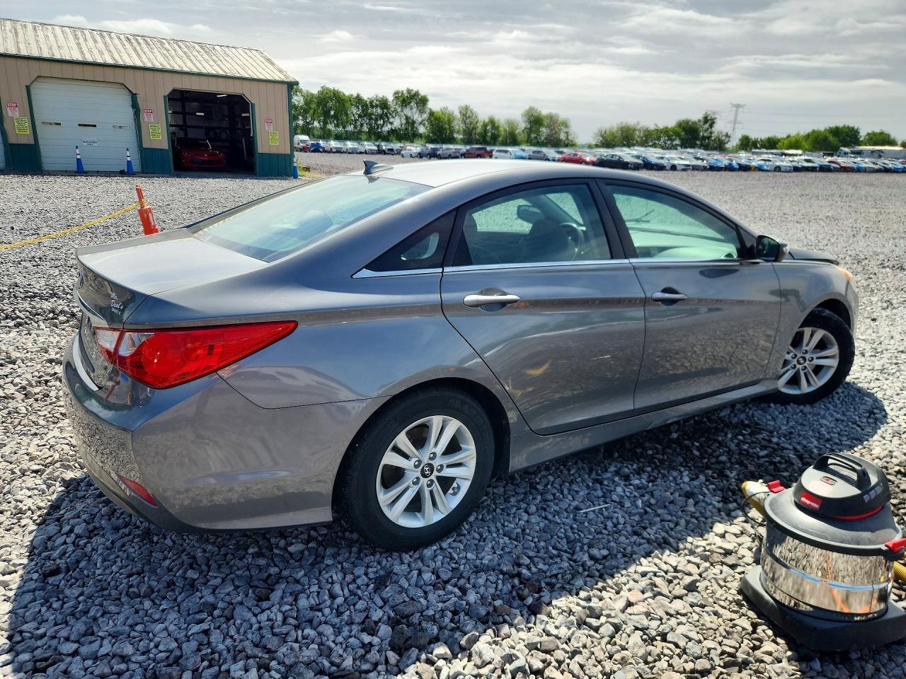 2014 Hyundai Sonata Gls - Фото 3