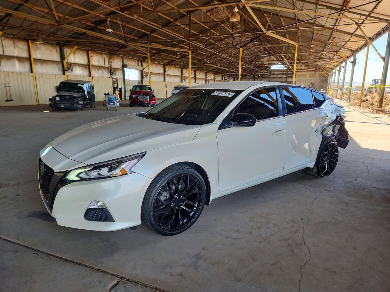 2020 Nissan Altima Sr