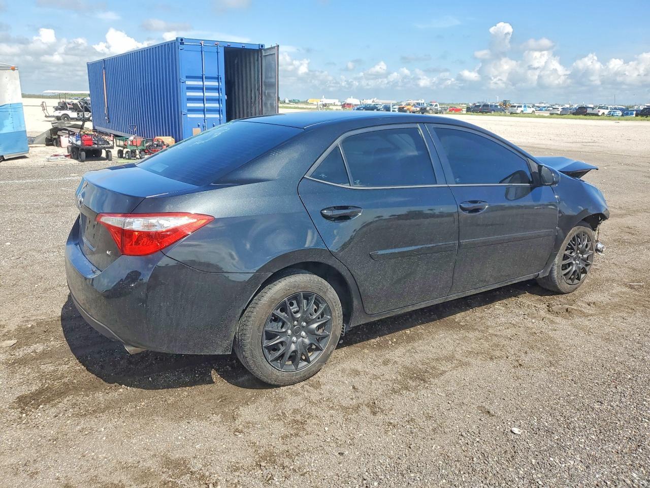 2015 Toyota Corolla Le - Image 3