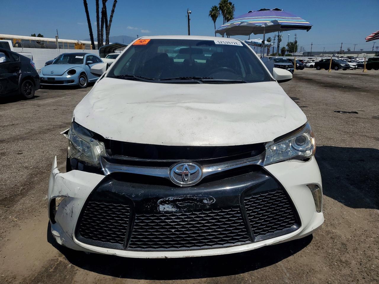 2016 Toyota Camry Xse - Image 5