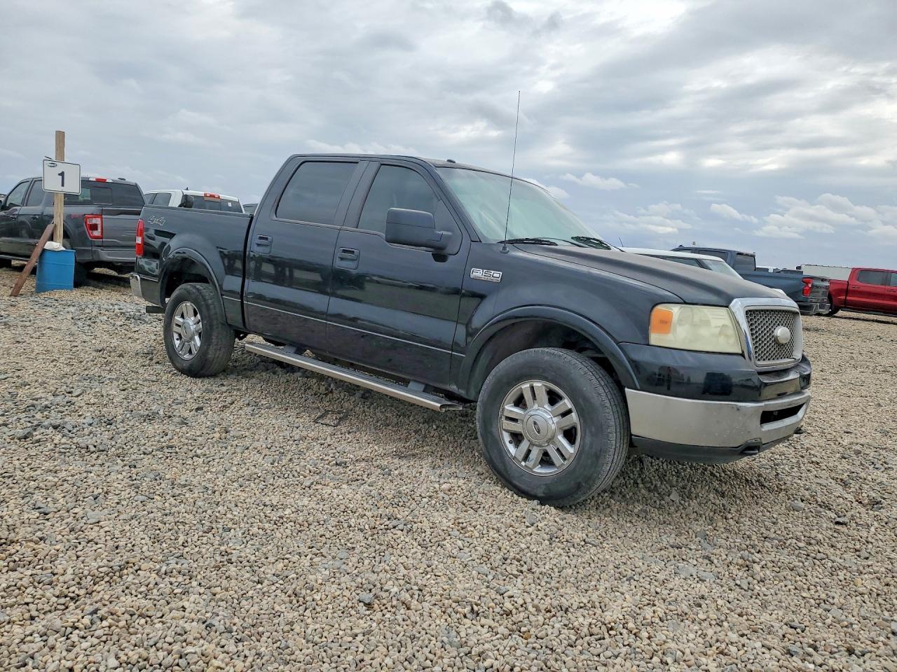 2008 Ford F150 Supercrew - Image 4