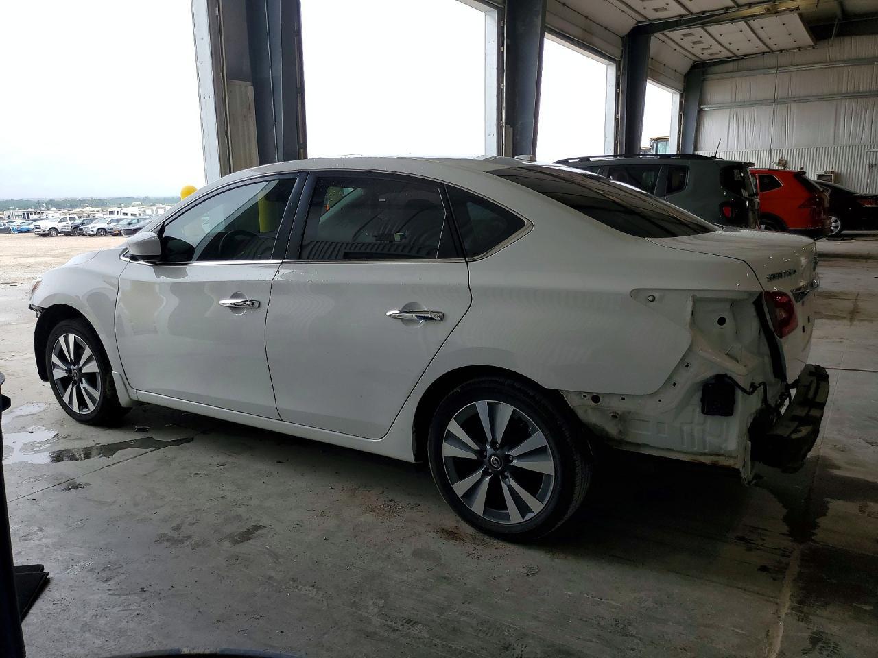 2019 Nissan Sentra Sv - Фото 2