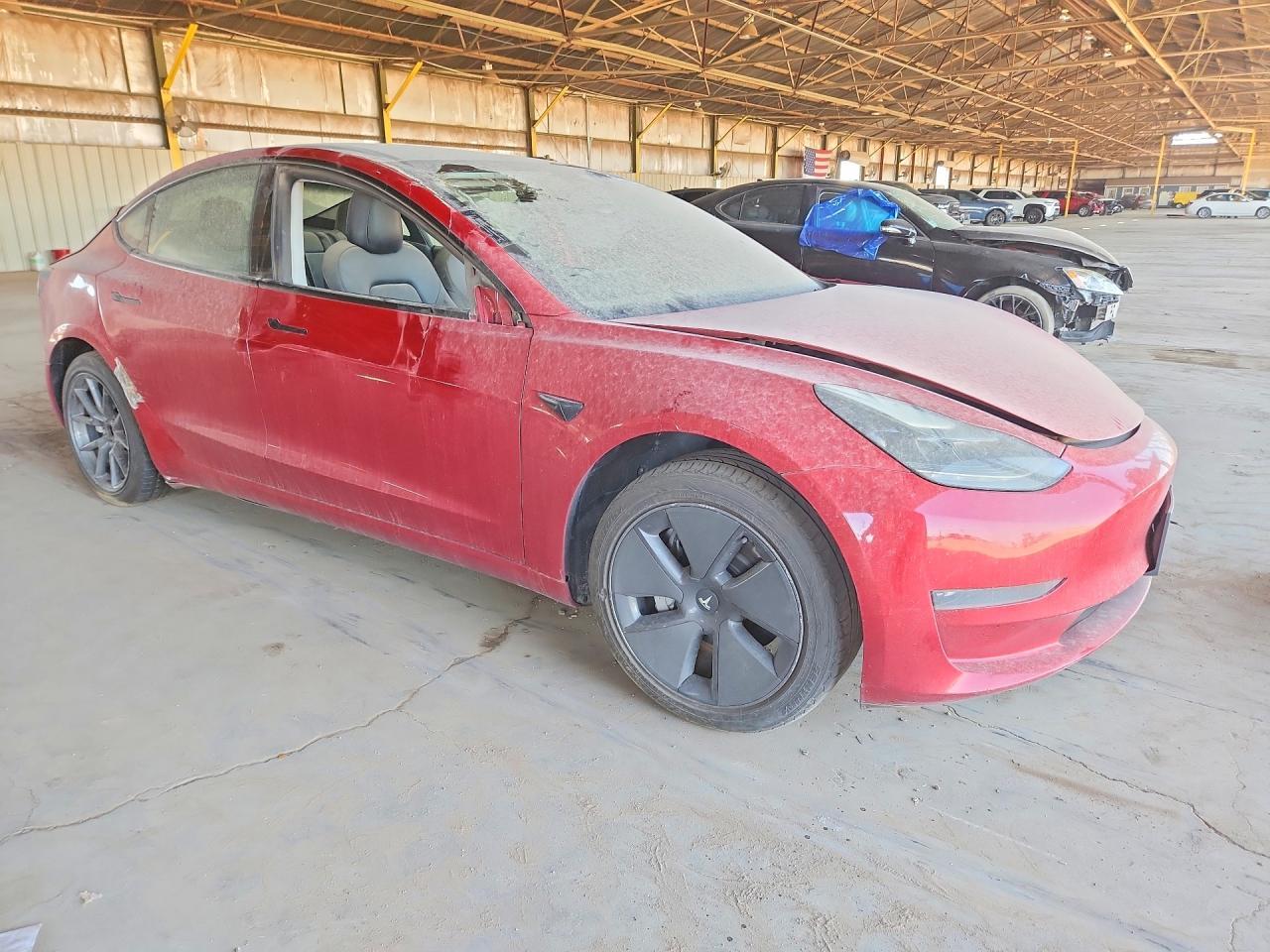 2023 Tesla Model 3 - Фото 4