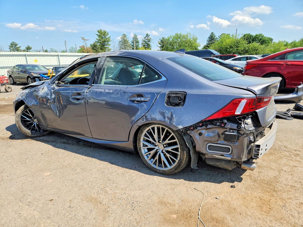 2015 Lexus Is 250 - Фото 2