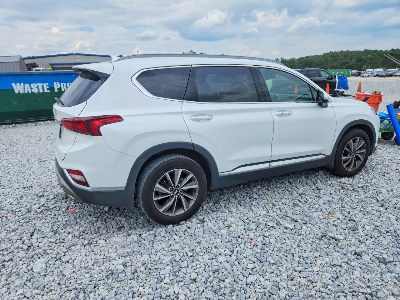 2020 Hyundai Santa Fe Sel - Image 3