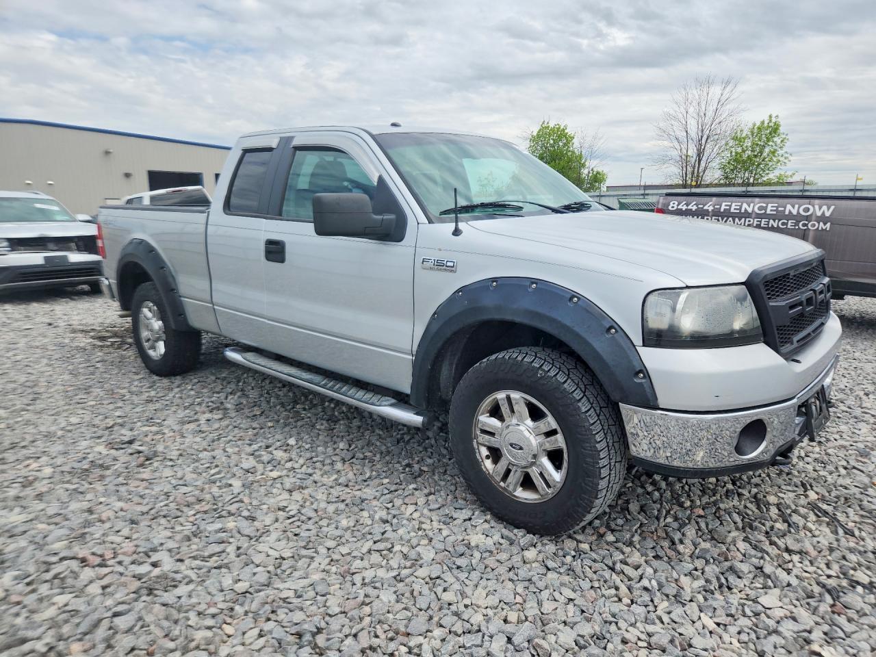 2007 Ford F150 - Image 4
