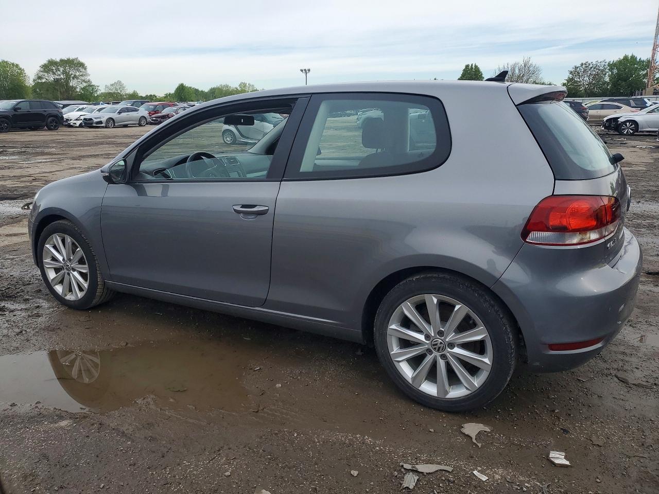 2013 Volkswagen Golf - Фото 2