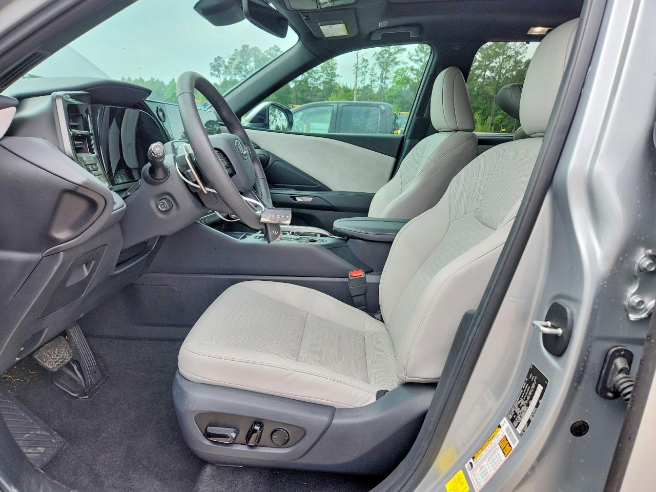 2025 Lexus Tx 350 Premium - Image 7