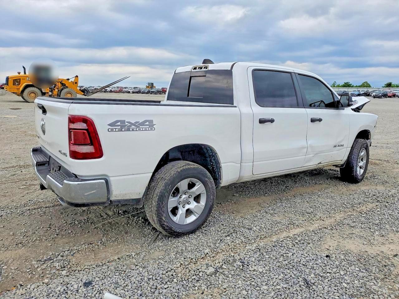2023 Ram 1500 Big Horn - Image 3