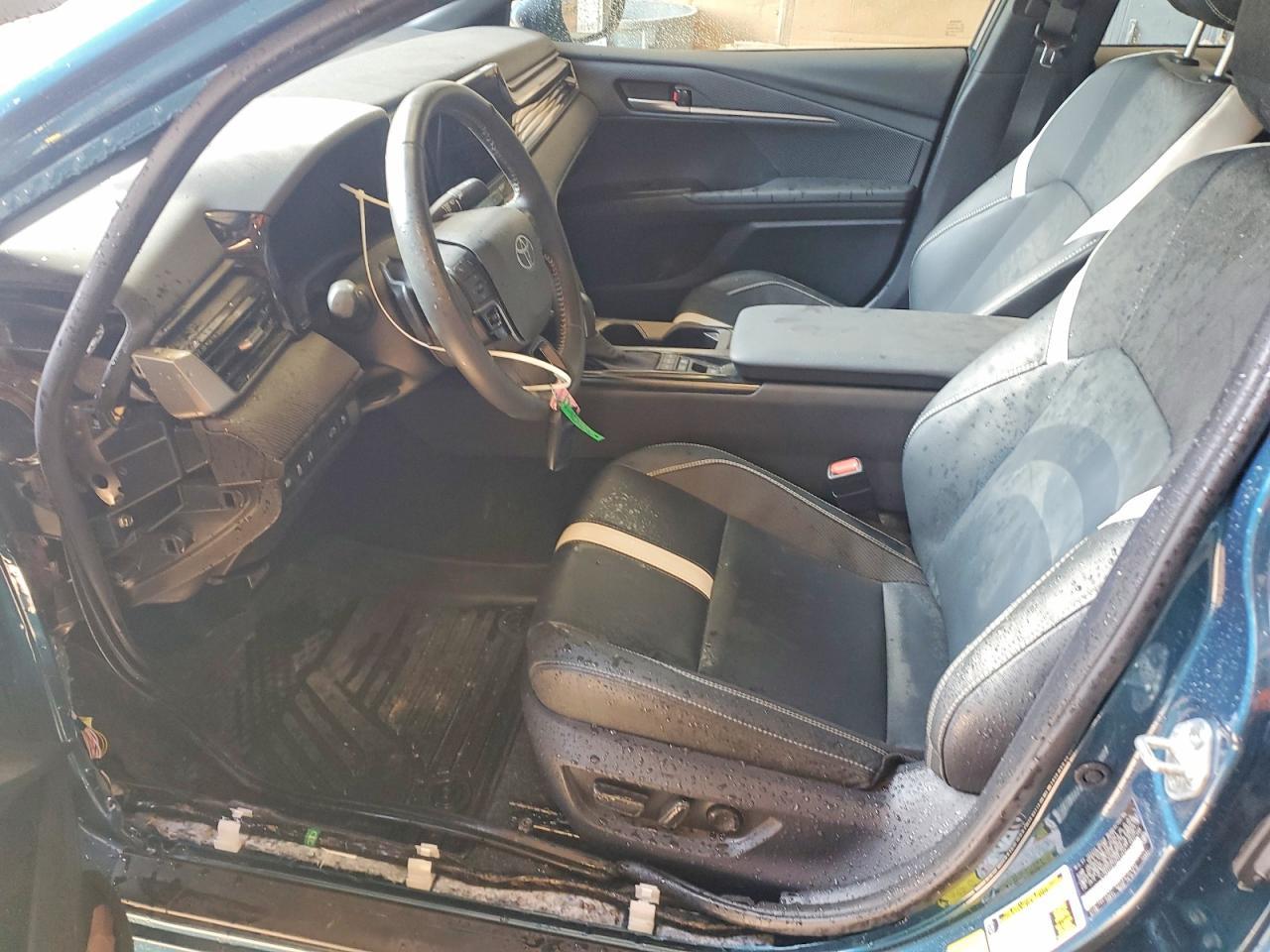 2025 Toyota Camry Se - Фото 7