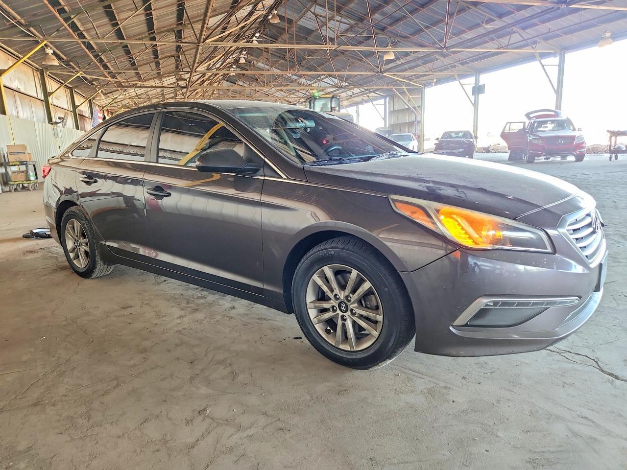 2015 Hyundai Sonata Se - Image 4