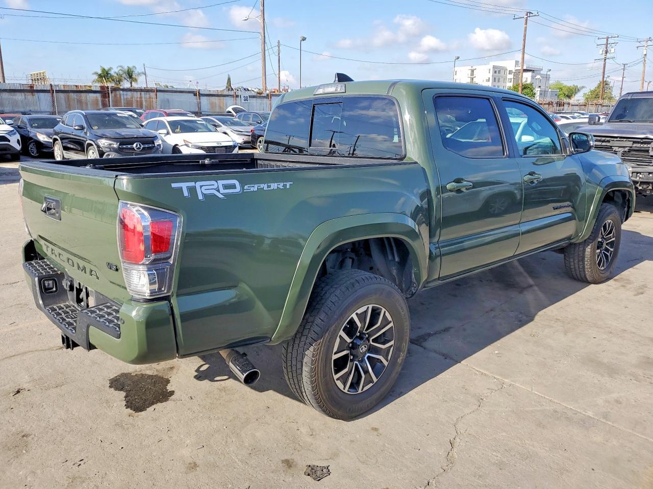2021 Toyota Tacoma Trd Sport - Image 3