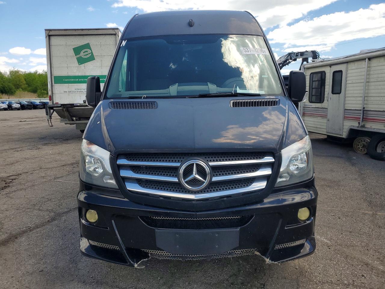 2016 Mercedes-Benz Sprinter 3500 - Image 5