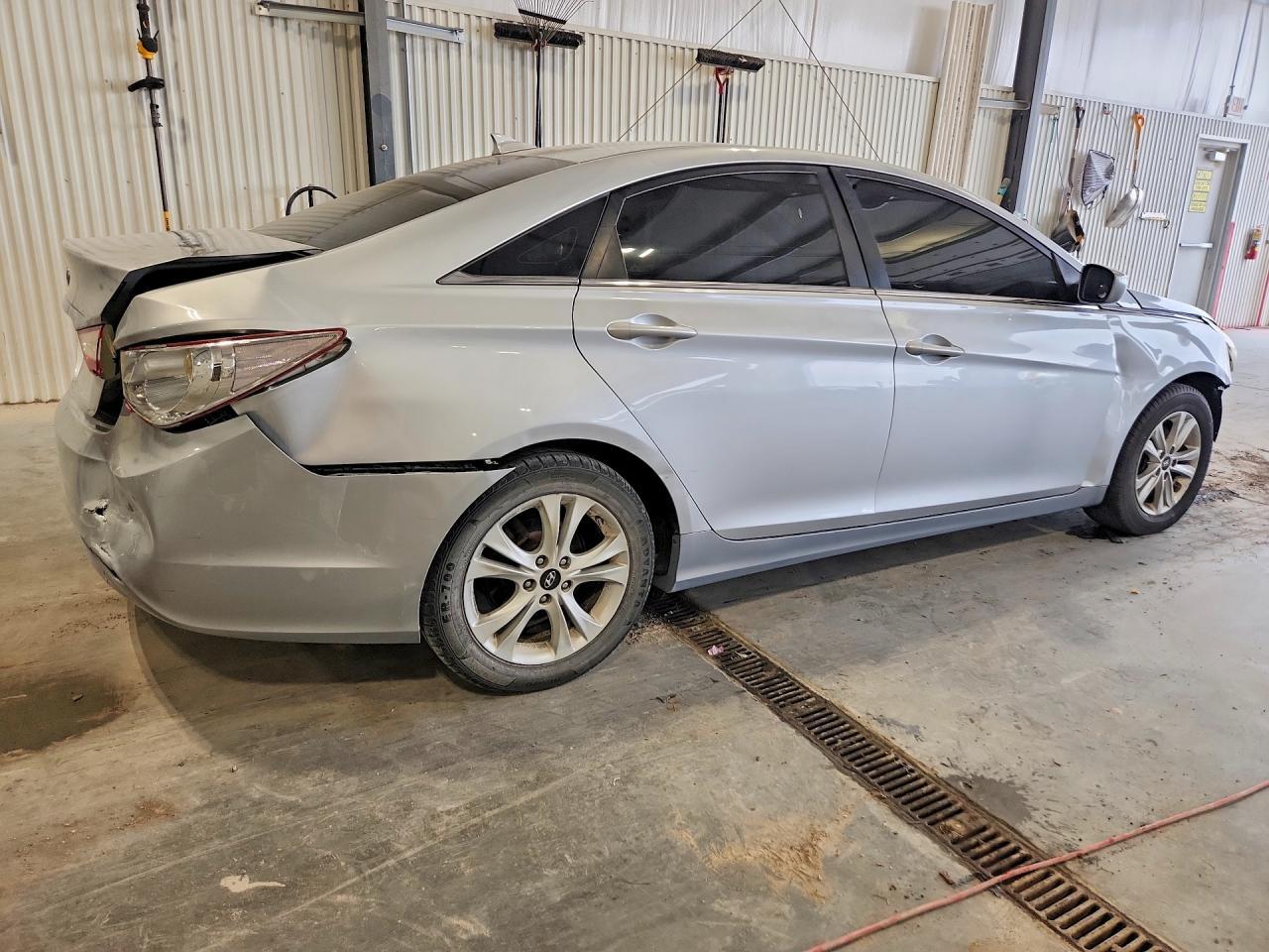 2012 Hyundai Sonata Gls - Фото 3