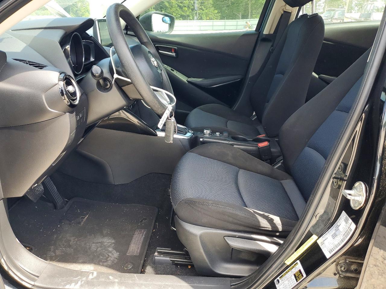 2017 Toyota Yaris Ia Base - Image 7