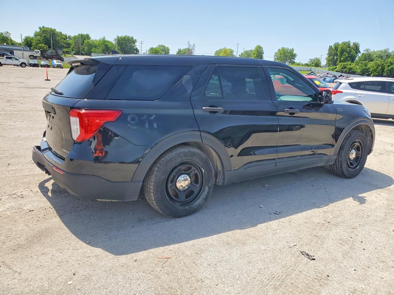 2022 Ford Explorer Police Interceptor - Фото 3