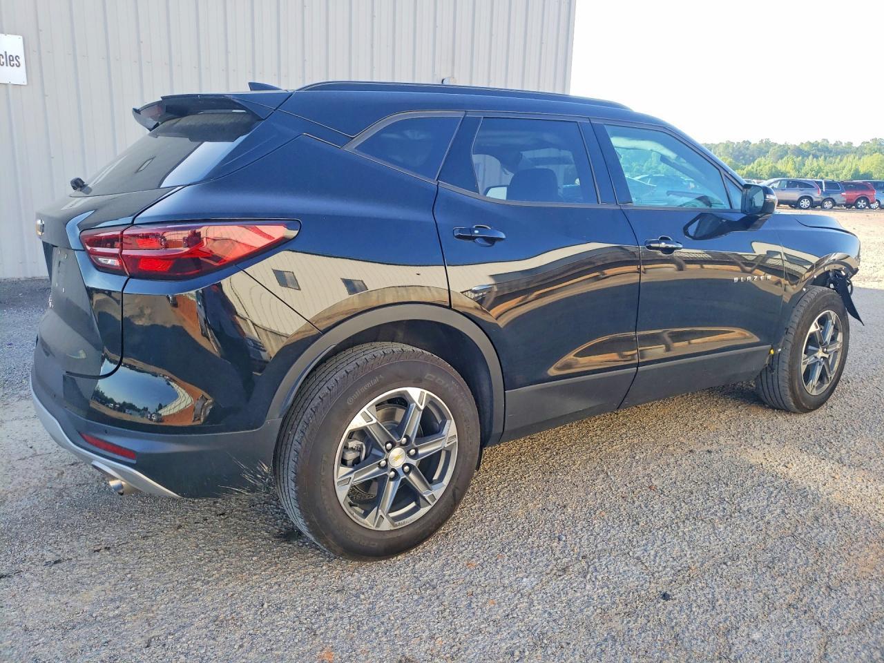 2025 Chevrolet Blazer 3Lt - Image 3