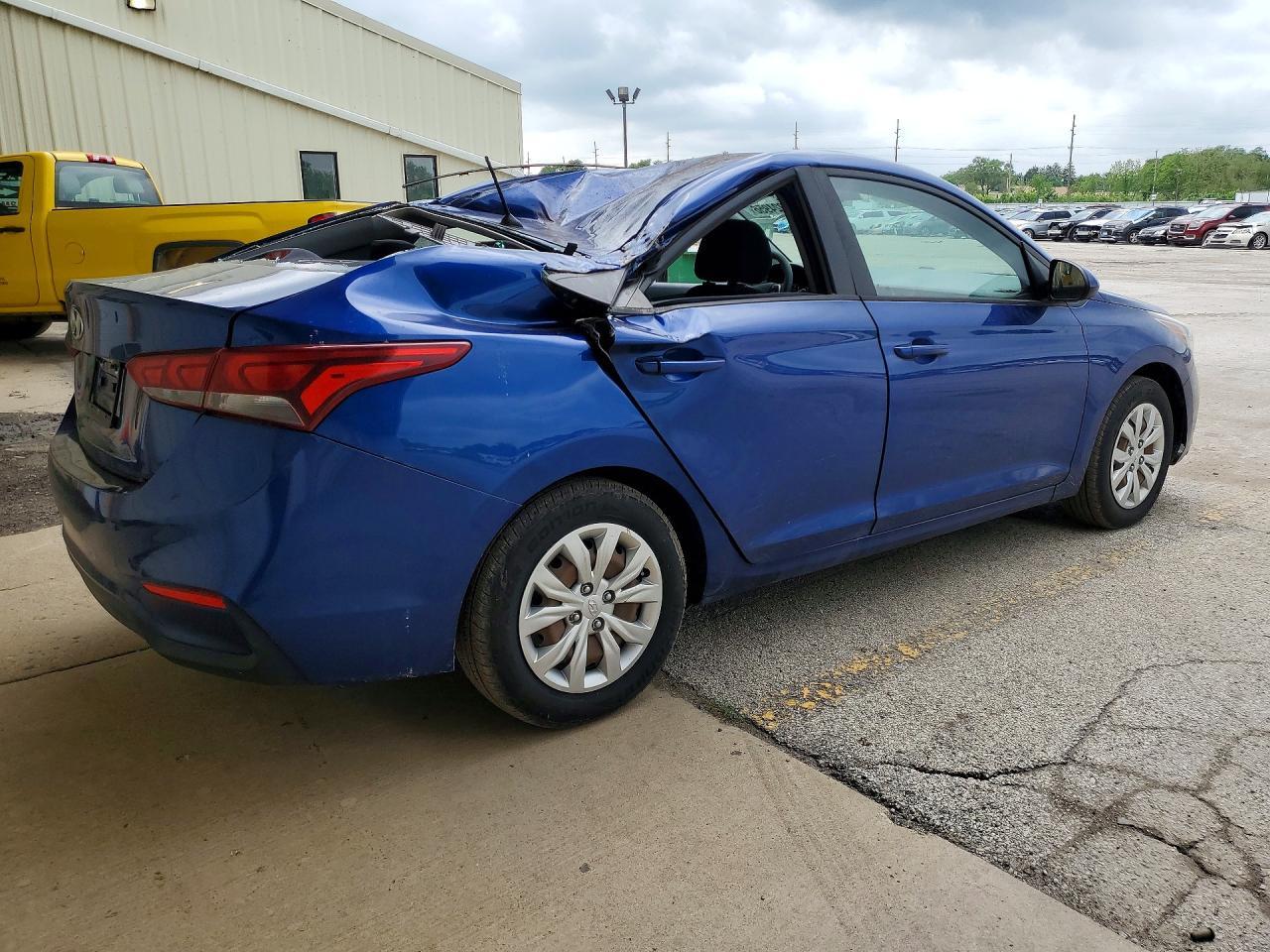 2019 Hyundai Accent - Image 3