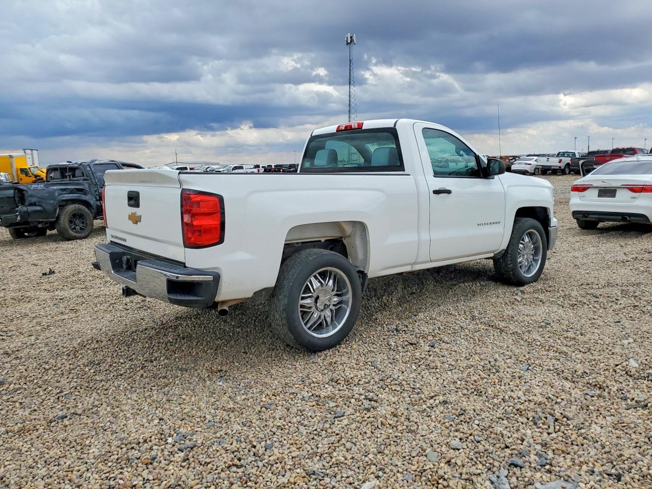 2014 Chevrolet Silverado C1500 - Фото 3
