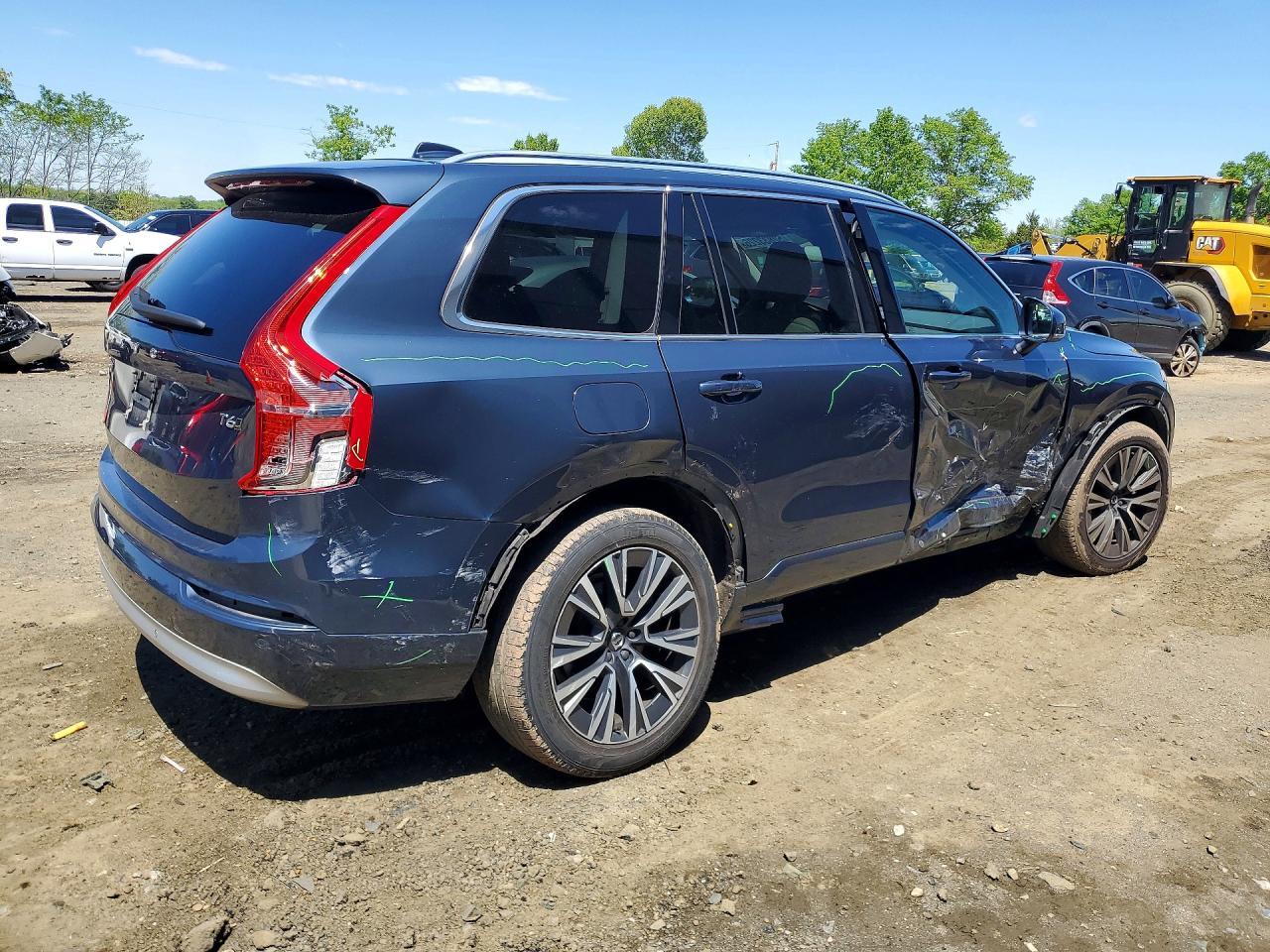 2022 Volvo Xc90 T6 Momentum - Фото 3