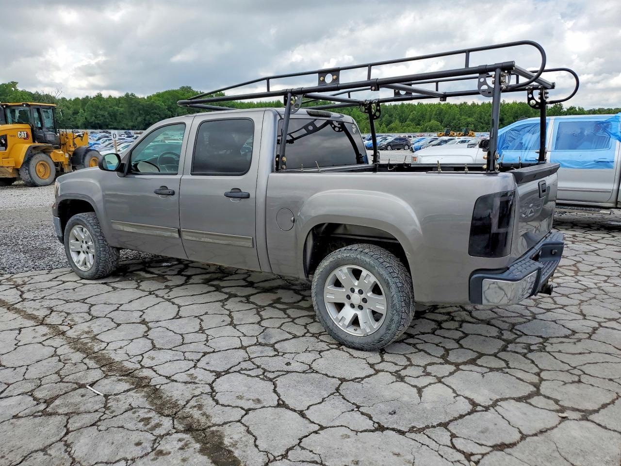 2008 GMC Sierra K1500 - Фото 2
