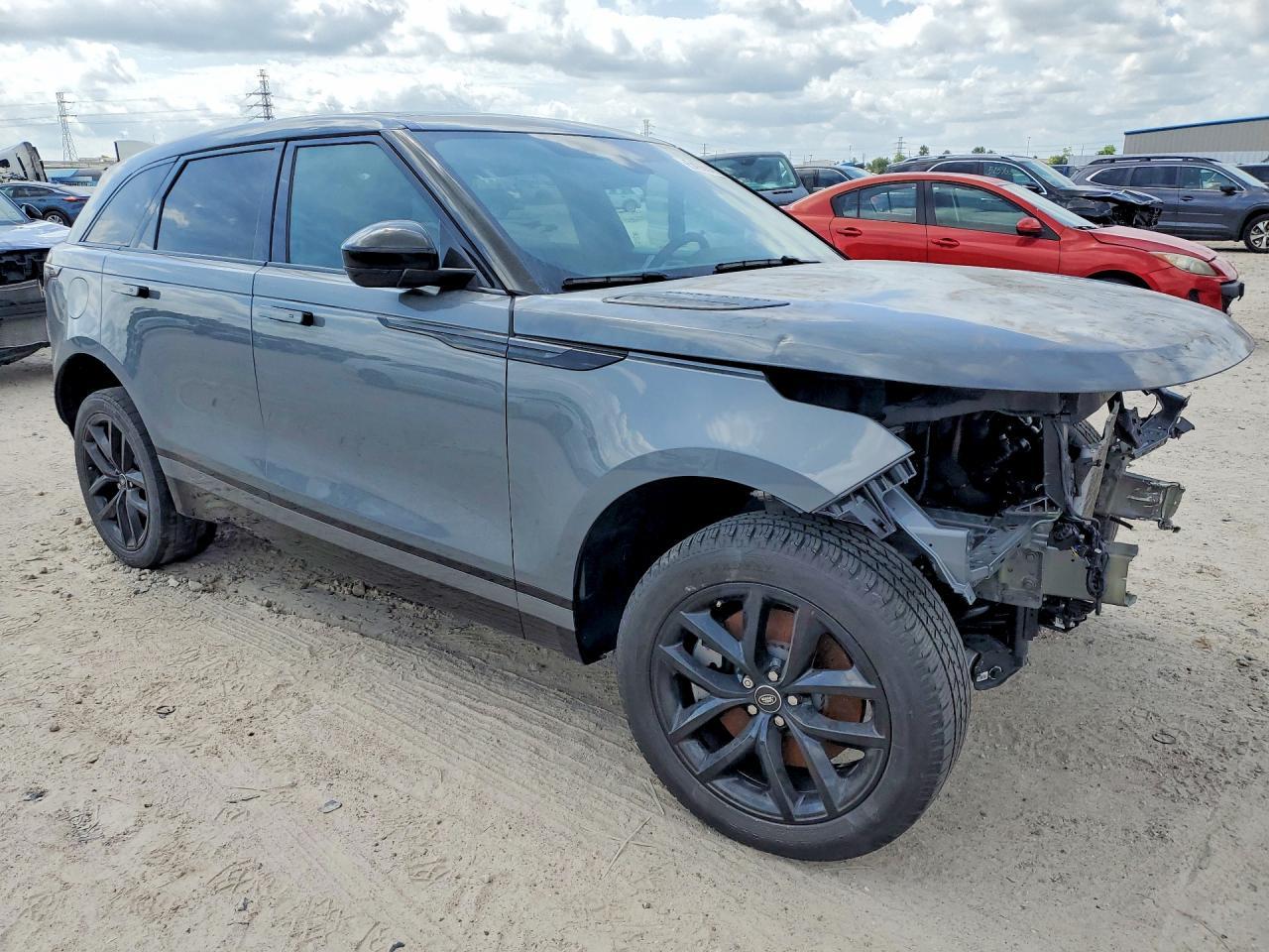 2026 Land Rover Range Rover Velar Dynamic Se - Image 4