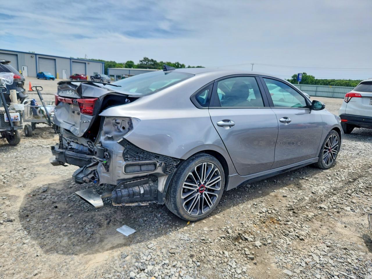 2023 Kia Forte Gt - Фото 3