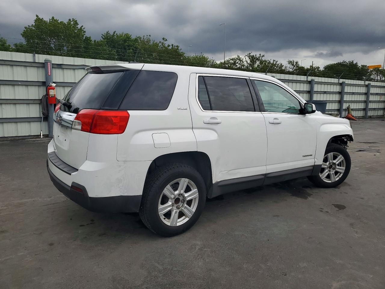2015 GMC Terrain Sle - Image 3