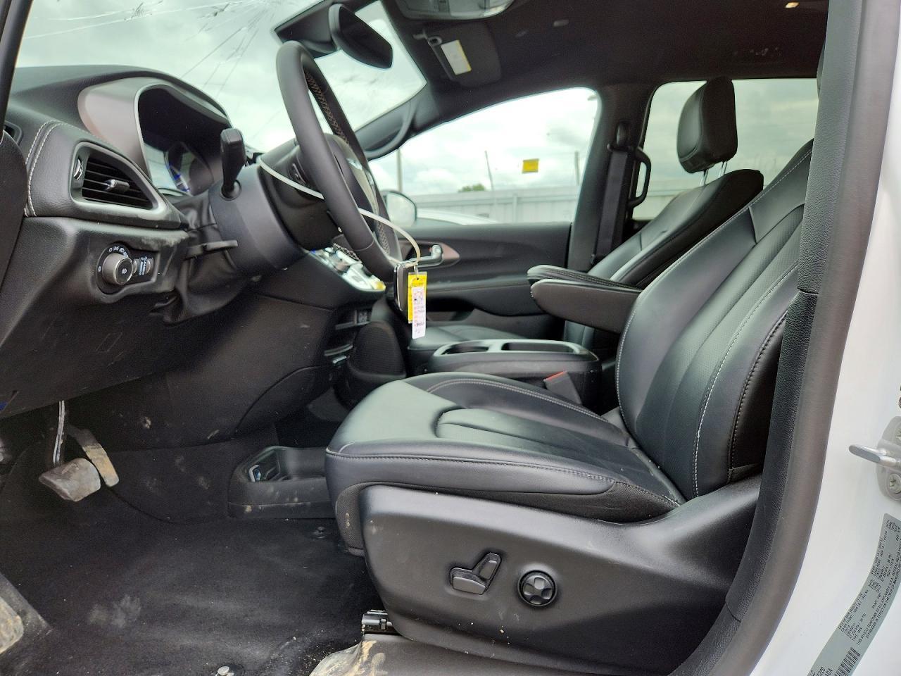 2025 Chrysler Pacifica Hybrid Select - Фото 7